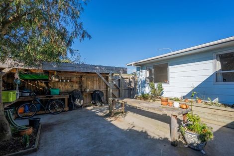 Photo of property in 410 Mazengarb Road, Paraparaumu, 5032