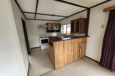 Photo of property in 1 Hawea Street, Merrilands, New Plymouth, 4312
