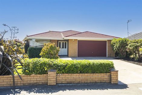 Photo of property in 65 Lowry Avenue, Redwood, Christchurch, 8051