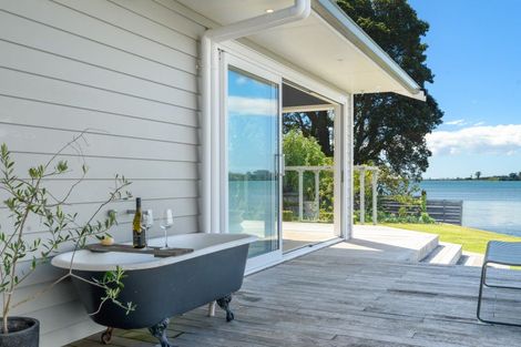 Photo of property in 1 Fourteenth Avenue, Tauranga South, Tauranga, 3112