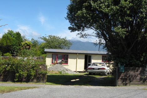 Photo of property in 6 Forbes Street, Westport, 7825