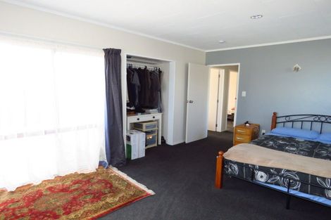 Photo of property in 10 Colvin Street, Westport, 7825