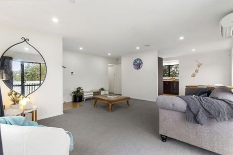 Photo of property in 39 Garton Drive, Massey, Auckland, 0614