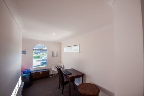 Photo of property in 143 Westchester Drive, Churton Park, Wellington, 6037