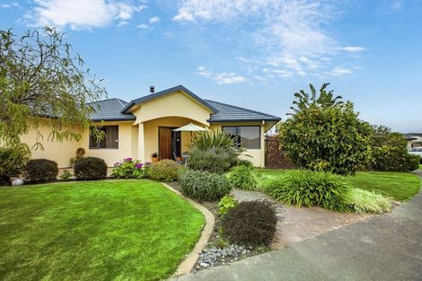 Photo of property in 3 Newbury Place, Taradale, Napier, 4112
