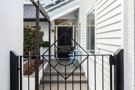 Photo of property in 36 Jacksons Road, Lyttelton, 8082