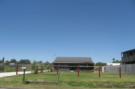 Photo of property in 680 Maketu Road, Maketu, 3189