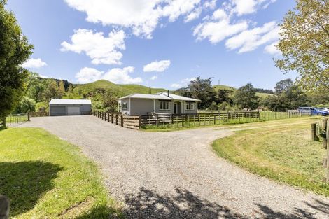 Photo of property in 131 Pahiatua Aokautere Road, Aokautere, 4471