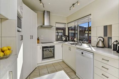 Photo of property in 5 Starlight Cove, Hobsonville, Auckland, 0618