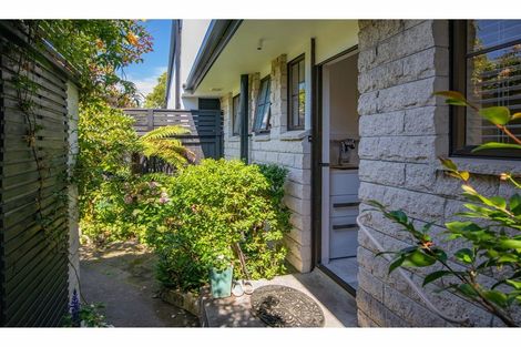 Photo of property in 439 Memorial Avenue, Burnside, Christchurch, 8053