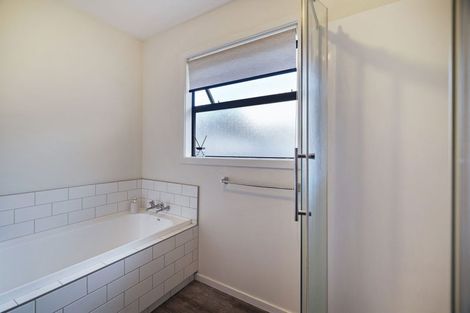 Photo of property in 35 Risinghurst Terrace, Lower Shotover, Queenstown, 9304