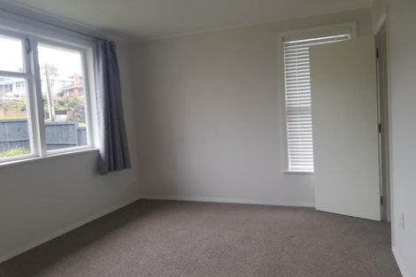 Photo of property in 2 Marie Crescent, Te Atatu South, Auckland, 0610