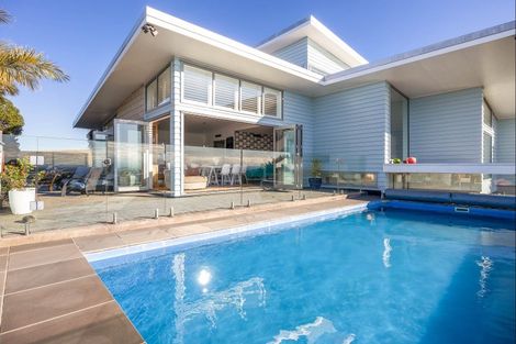 Photo of property in 115 Panorama Road, Clifton, Christchurch, 8081