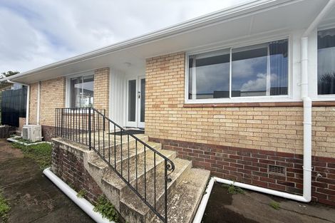 Photo of property in 186 Rangatira Road, Beach Haven, Auckland, 0626