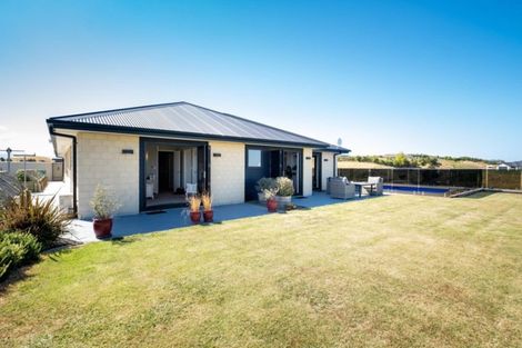 Photo of property in 140b Seafield Road, Eskdale, Napier, 4182