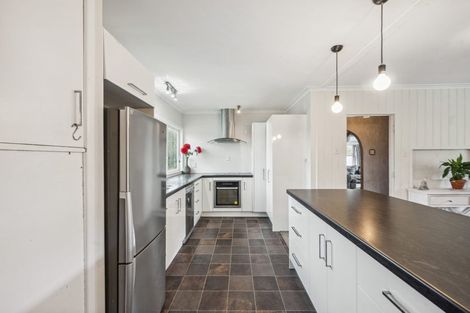 Photo of property in 134 Koutu Road, Kawaha Point, Rotorua, 3010