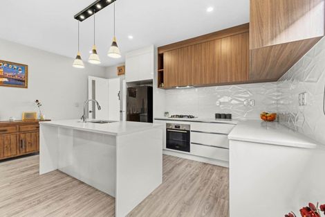 Photo of property in 11 Exmoor Road, Karaka, Papakura, 2113