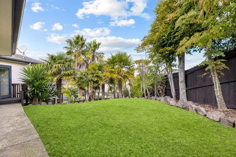 Photo of property in 5 Caversham Drive, Torbay, Auckland, 0630