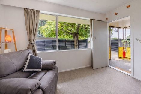 Photo of property in 2/306 Southland Road, Hastings, 4122