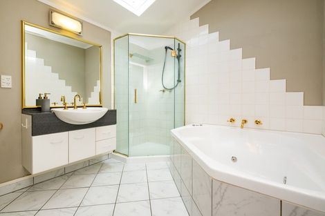 Photo of property in 89 James Cook Street, Havelock North, 4130