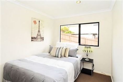 Photo of property in 2/9 Danube Lane, Glen Eden, Auckland, 0602