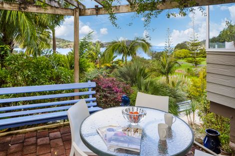 Photo of property in 15 Martin Road, Matakana, Warkworth, 0985