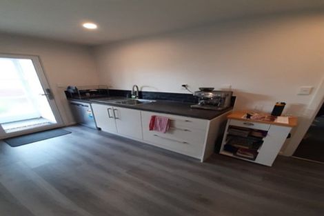 Photo of property in 2/7a Curletts Road, Sockburn, Christchurch, 8042