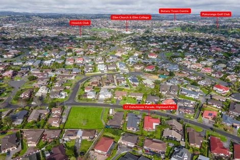 Photo of property in 57 Dalwhinnie Parade, Highland Park, Auckland, 2010