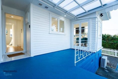 Photo of property in 96 Rosier Road, Glen Eden, Auckland, 0602