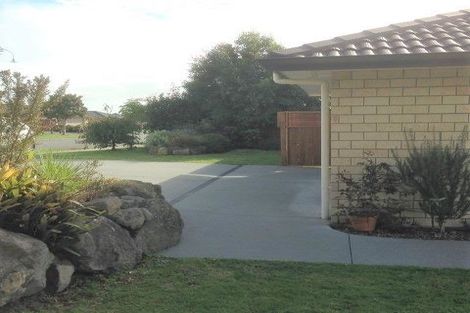 Photo of property in 112 Rowesdale Drive, Ohauiti, Tauranga, 3112