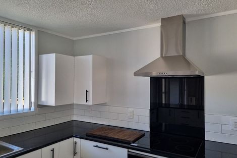 Photo of property in 9 Kerr Grove, Johnsonville, Wellington, 6037