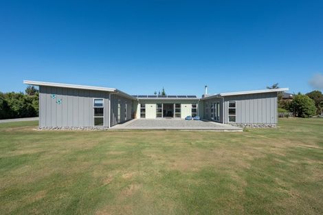 Photo of property in 18 Mchugh Crescent, Darfield, 7510