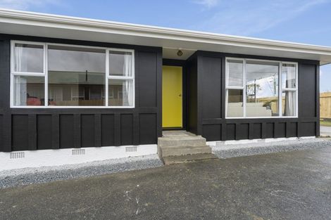 Photo of property in 89a Main Road, Wainuiomata, Lower Hutt, 5014