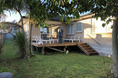 Photo of property in 51a Matipo Road, Te Atatu Peninsula, Auckland, 0610