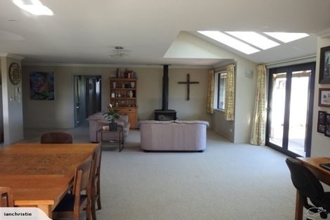 Photo of property in 339 Stoney Creek Road, Kelvin Grove, Palmerston North, 4470