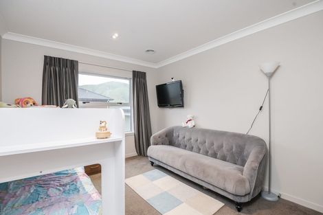 Photo of property in 41 Mauldeth Terrace, Churton Park, Wellington, 6037