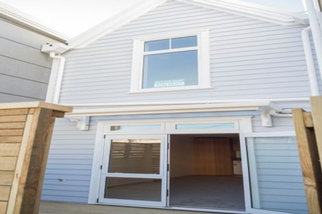 Photo of property in Pirie Street Townhouses, 35u5 Pirie Street, Mount Victoria, Wellington, 6011