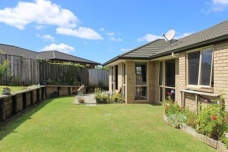 Photo of property in 2 Tieke Place, Horahora, Whangarei, 0110