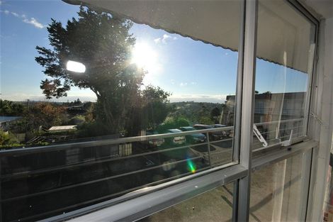 Photo of property in 19a/8 Verbena Road, Birkdale, Auckland, 0626