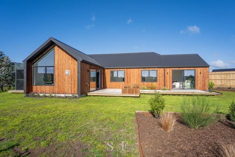 Photo of property in 40 Anderson Park Drive, Waikanae, 5036