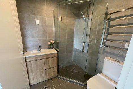 Photo of property in 6/20 William Souter Street, Forrest Hill, Auckland, 0620