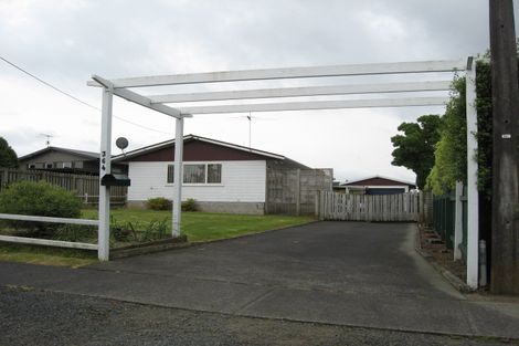 Photo of property in 364 Main Road, Huapai, Kumeu, 0810