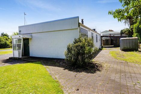 Photo of property in 2 Hamlet Street, Stratford, 4332