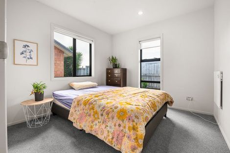 Photo of property in 2 Southbrook Close, Glenview, Hamilton, 3206