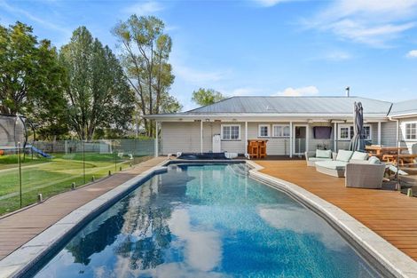 Photo of property in 31c Koraha Road, Kumeu, 0892