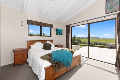 Photo of property in 413a Baylys Coast Road, Dargaville, 0377