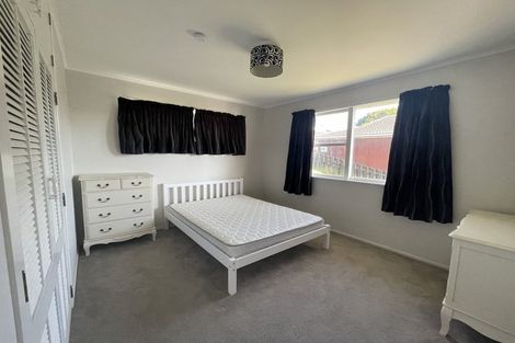 Photo of property in 6 Hartley Terrace, Massey, Auckland, 0614