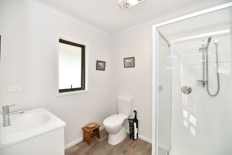 Photo of property in 65c Manuka Grove, Helensville, 0875