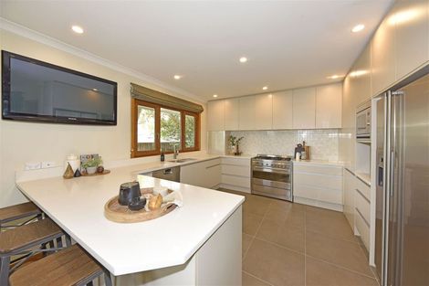 Photo of property in 2 Hadlow Place, Burnside, Christchurch, 8041