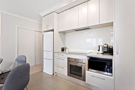 Photo of property in 36 Rewa Rewa Lane, Orewa, 0931